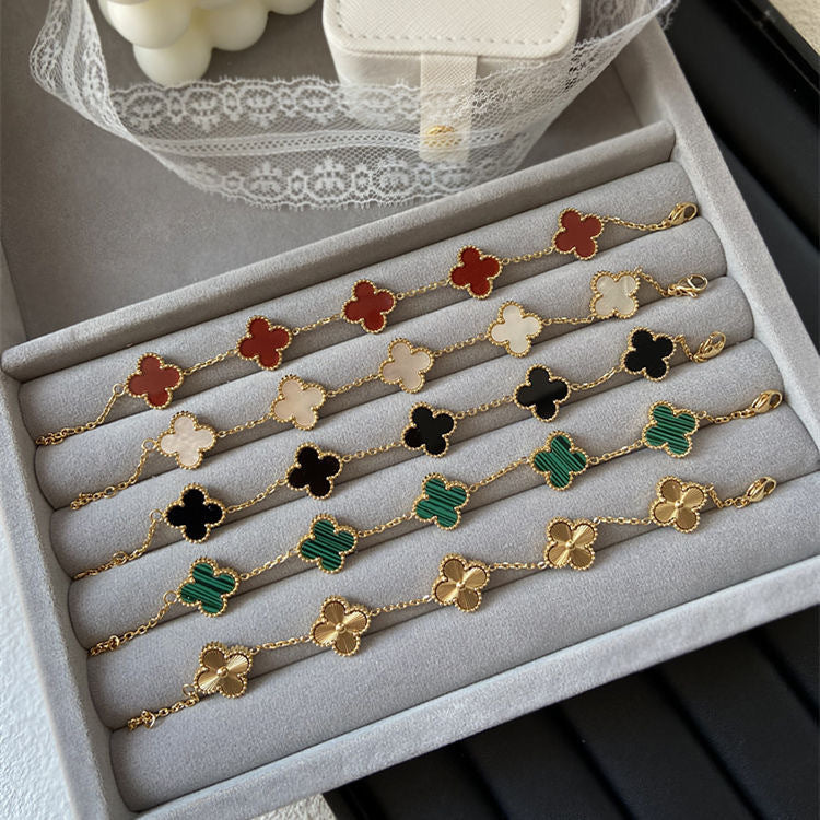 Electroplated 18k gold clover bracelet