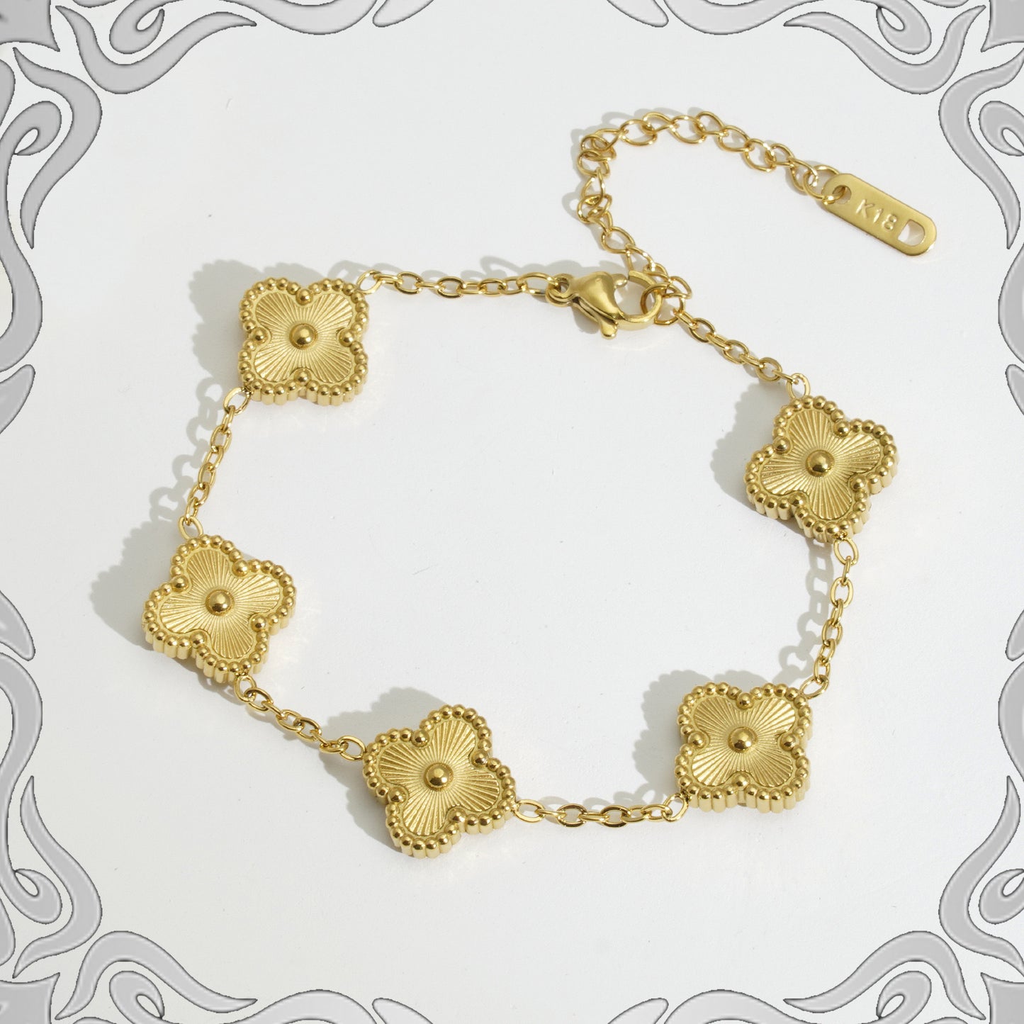 Electroplated 18k gold clover bracelet